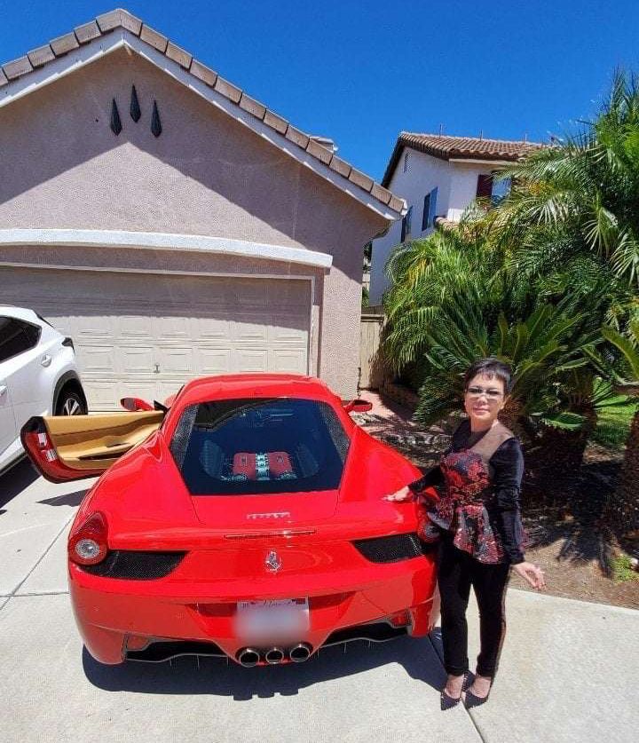 Việt Hương có xế hộp, biệt thự tại Mỹ. Ảnh: Nghệ sĩ cung cấp.