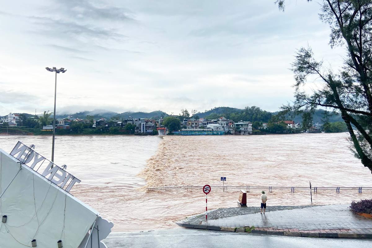 Lũ trên sông Tiên Yên. Ảnh: Cổng TTĐT xã Tiên Yên