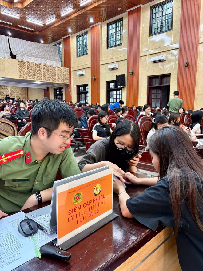 Hỗ trợ cấp lý lịch tư pháp lưu động Hỗ trợ cấp lý lịch tư pháp lưu động