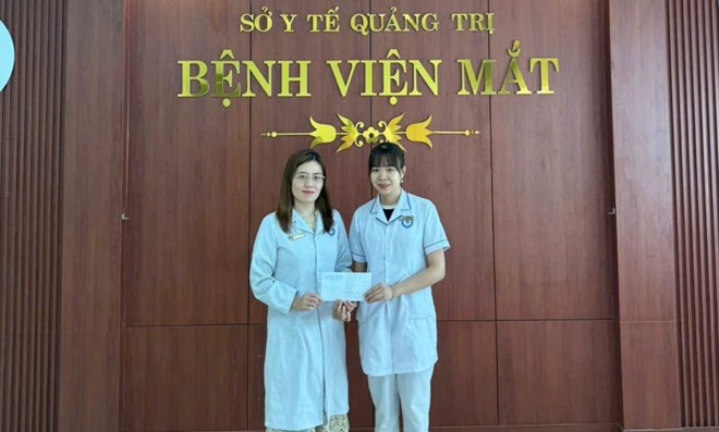 Điều dưỡng Bệnh viện Mắt Nam Quảng Trị kịp thời cứu người đàn ông ngừng tim