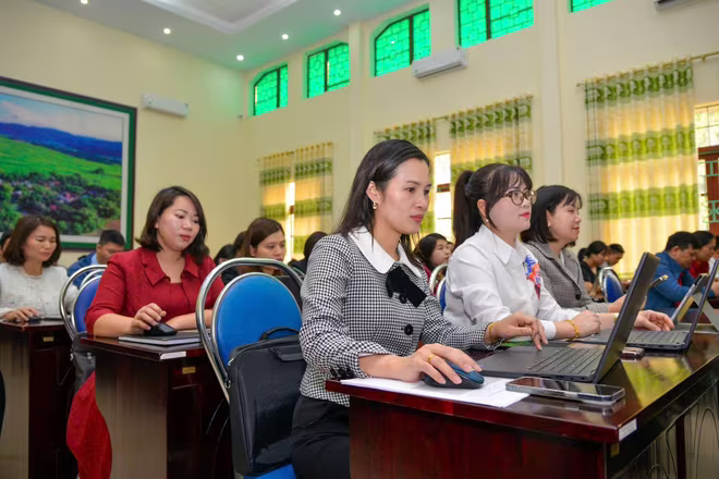 Thực tế cho thấy, ngành giáo dục cần một ứng dụng trí tuệ nhân tạo để hỗ trợ công tác quản lý, dạy học cho giáo viên. Ảnh minh họa Thực tế cho thấy, ngành giáo dục cần một ứng dụng trí tuệ nhân tạo để hỗ trợ công tác quản lý, dạy học cho giáo viên. Ảnh minh họa