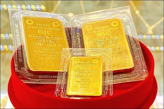 Giá vàng hôm nay 23/10/2025: Giá vàng cắm đầu lao dốc, bay hơi 6,6 triệu đồng/lượng chỉ sau một đêm