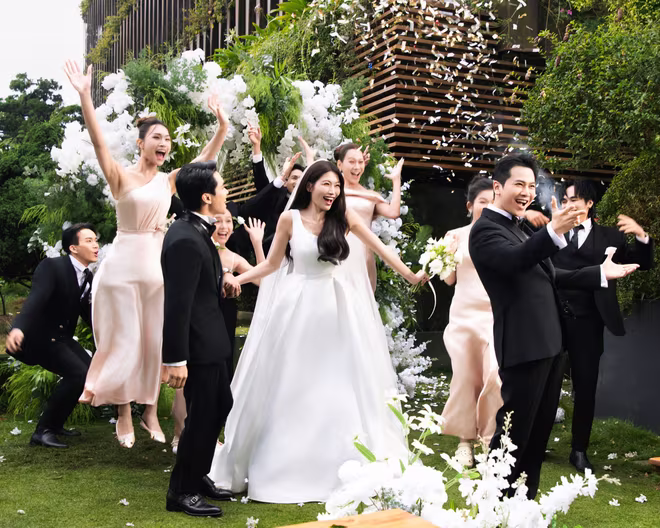 MV có sự xuất hiện đặc biệt của Á hậu Chế Nguyễn Quỳnh Châu và chồng sắp cưới MV có sự xuất hiện đặc biệt của Á hậu Chế Nguyễn Quỳnh Châu và chồng sắp cưới