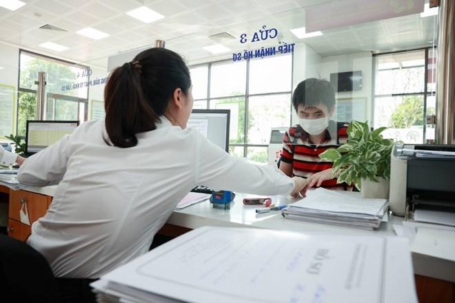 Chủ tịch UBND cấp xã được phép phê duyệt danh sách đối tượng tinh giản biên chế đối với người hoạt động không chuyên trách. Ảnh: Trần Vương