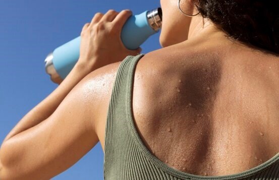 Lý do người mắc bệnh tim cần tránh nước tăng lực