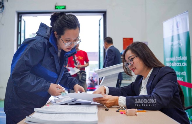 Hồ sơ mua nhà ở xã hội đối với công chức, viên chức theo quy định mới