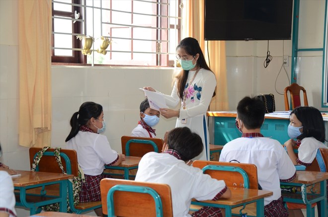 Theo dự thảo Nghị định quy định chính sách tiền lương, chế độ phụ cấp đối với nhà giáo, tất cả nhà giáo đều được hưởng hệ số lương đặc thù. Ảnh: Hải Nguyễn