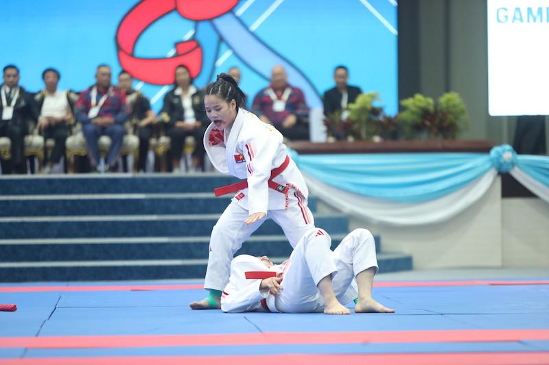 Các vận động viên jujitsu Việt Nam trong ngày thi đấu 10.12. Ảnh: Minh Anh