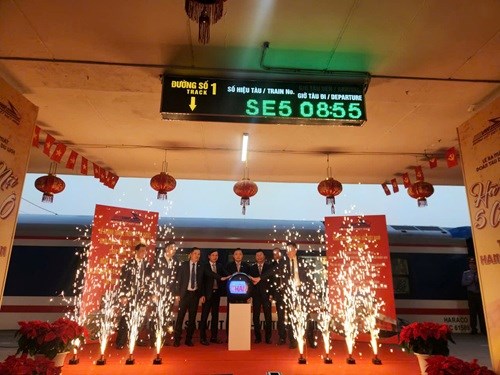 Đường sắt đưa vào khai thác 162 toa xe hiện đại trước Tết 2026