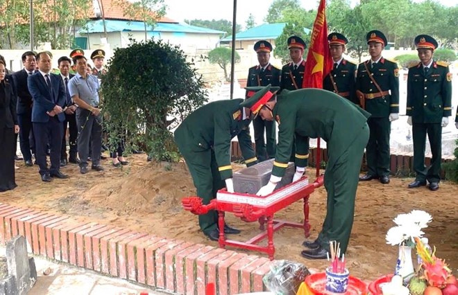 An táng hài cốt liệt sĩ được tìm thấy ở tỉnh Quảng Trị