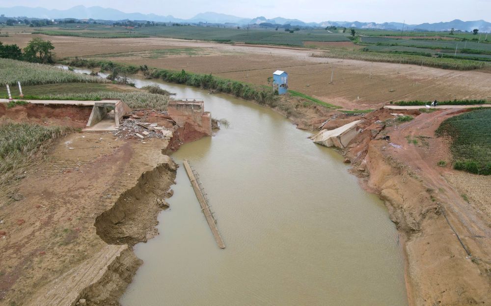 Tỉnh Thanh Hóa phê duyệt kinh phí xây cầu Mọ mới, sau khi cầu cũ bị cuốn trôi hoàn toàn do lũ. Ảnh: Quách Du