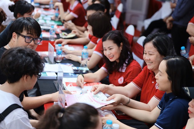 Nhiều thí sinh chưa thể xác nhận nhập học vì hệ thống chưa hiện kết quả trúng tuyển