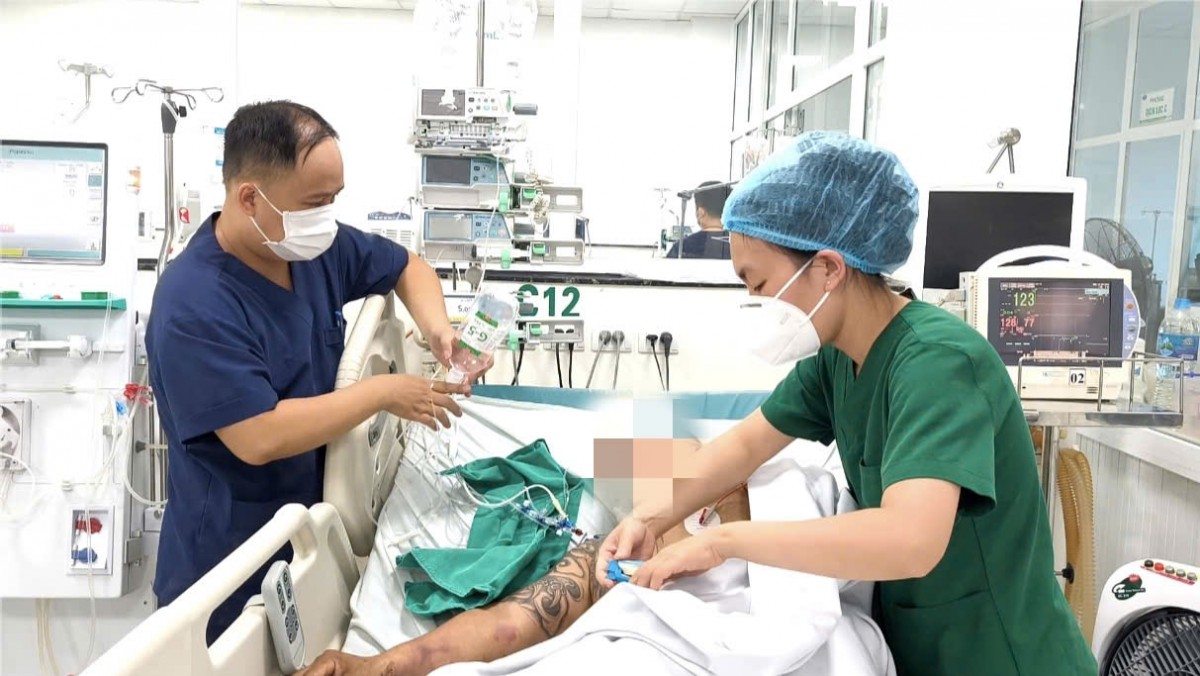 Một ca bệnh sốt rét nguy kịch điều trị tại Bệnh viện Bệnh Nhiệt đới Trung ương (Ảnh: BVCC)